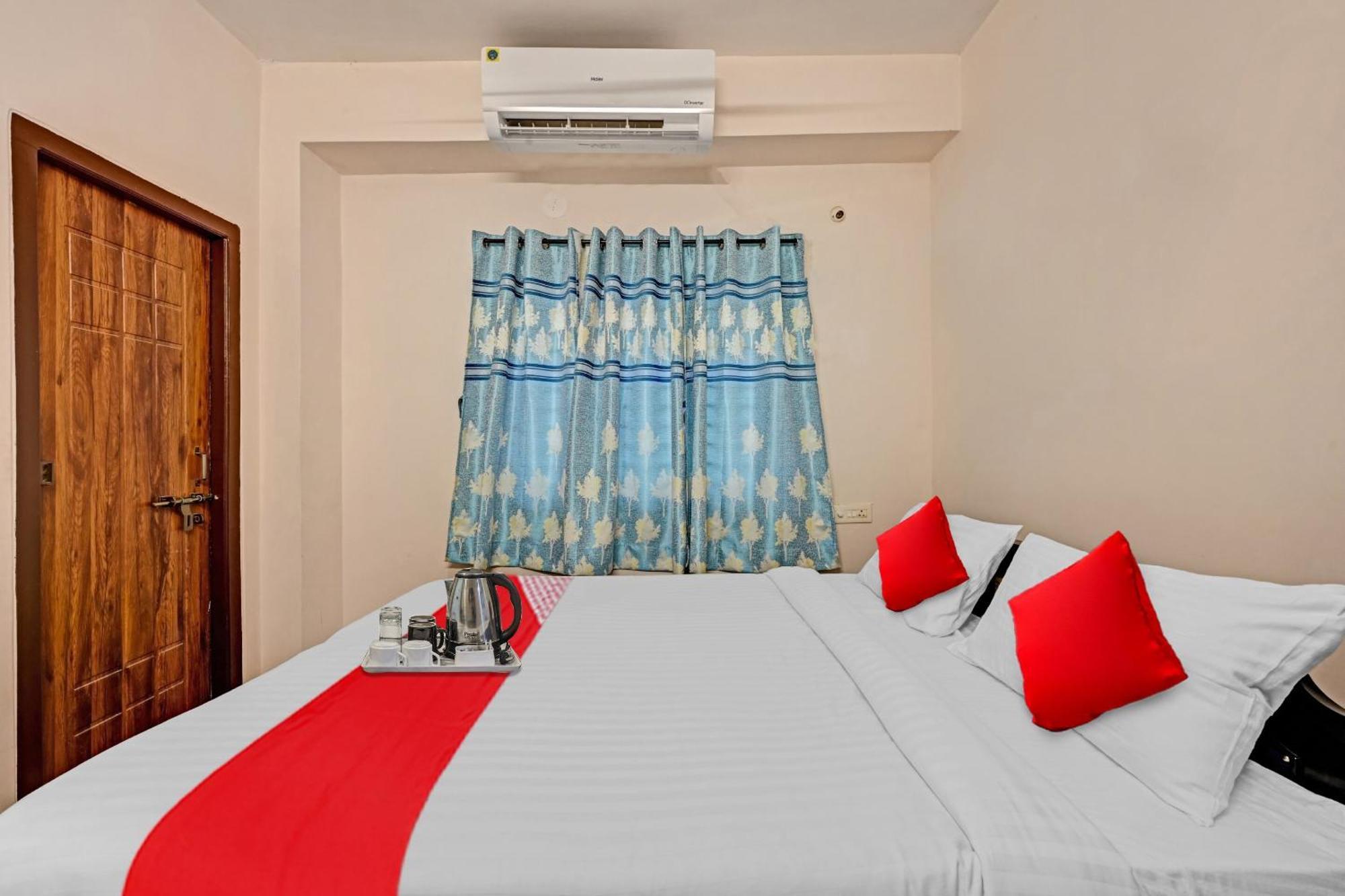 Hotel O Coastal Inn Luxury Service Apartments Kakinada Exterior photo