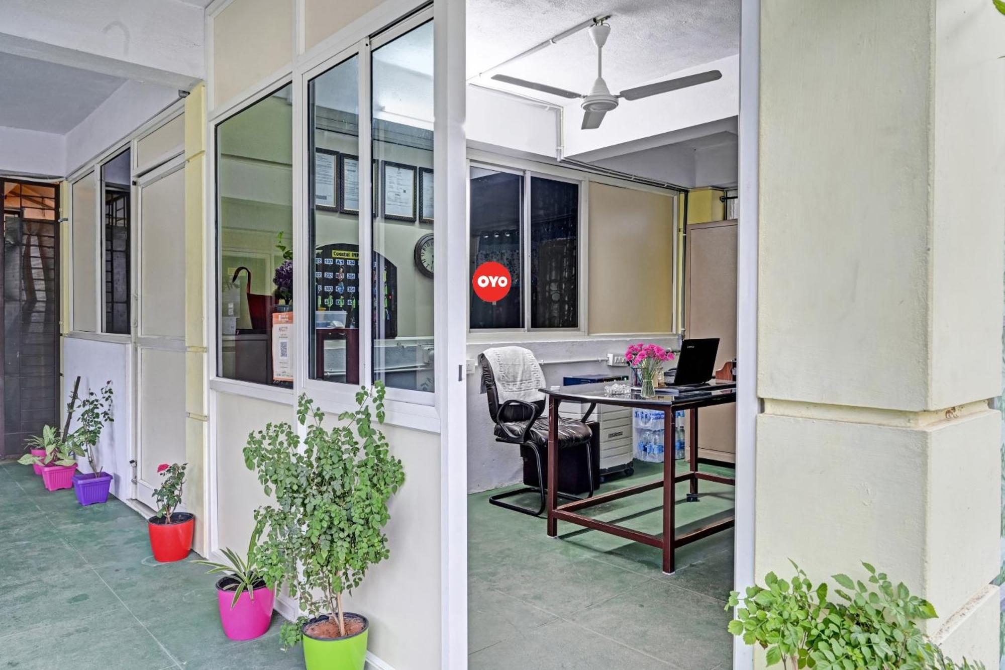 Hotel O Coastal Inn Luxury Service Apartments Kakinada Exterior photo